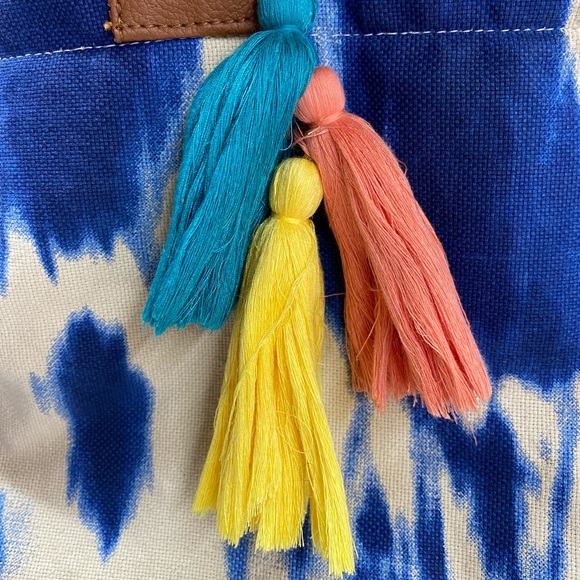 Laguna Beach Tote, Blue & Ivory Denim Tie Dye EUC - Picture 3 of 9